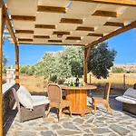 Haraki Stone Apartments